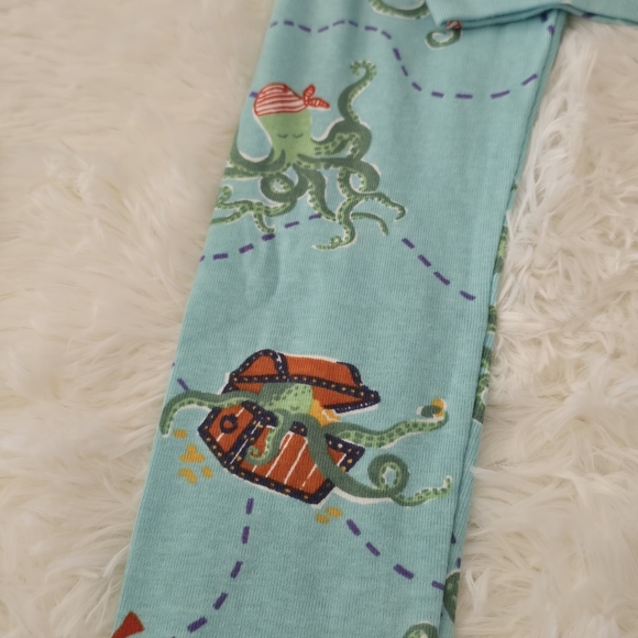 Fish Stix pirate themed pajamas. Short sleeve long pants. - Picture 3 of 5